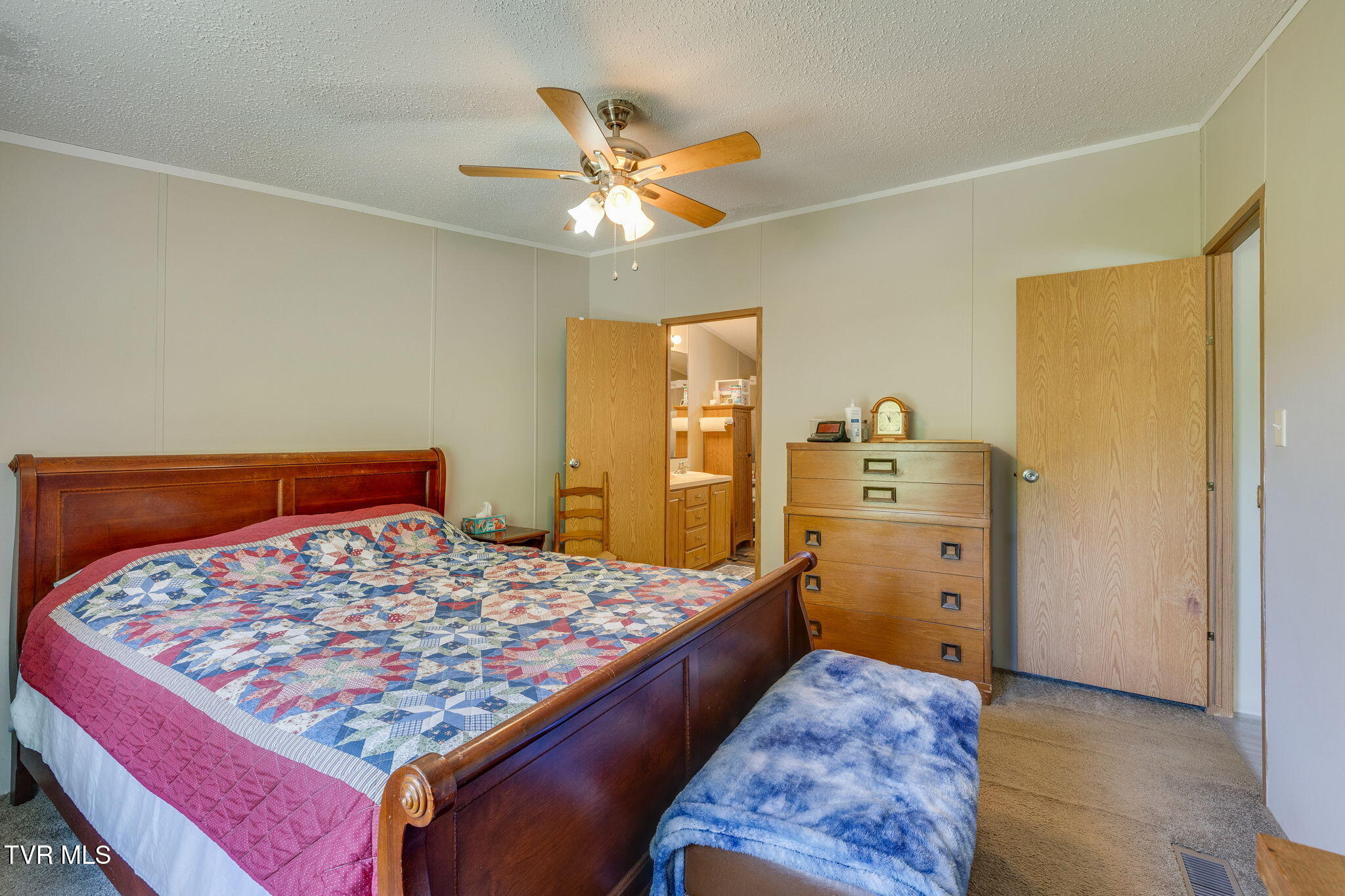 2588 West Carters Valley Road Surgoinsville, TN 37873 - Photo 20 of 54 016