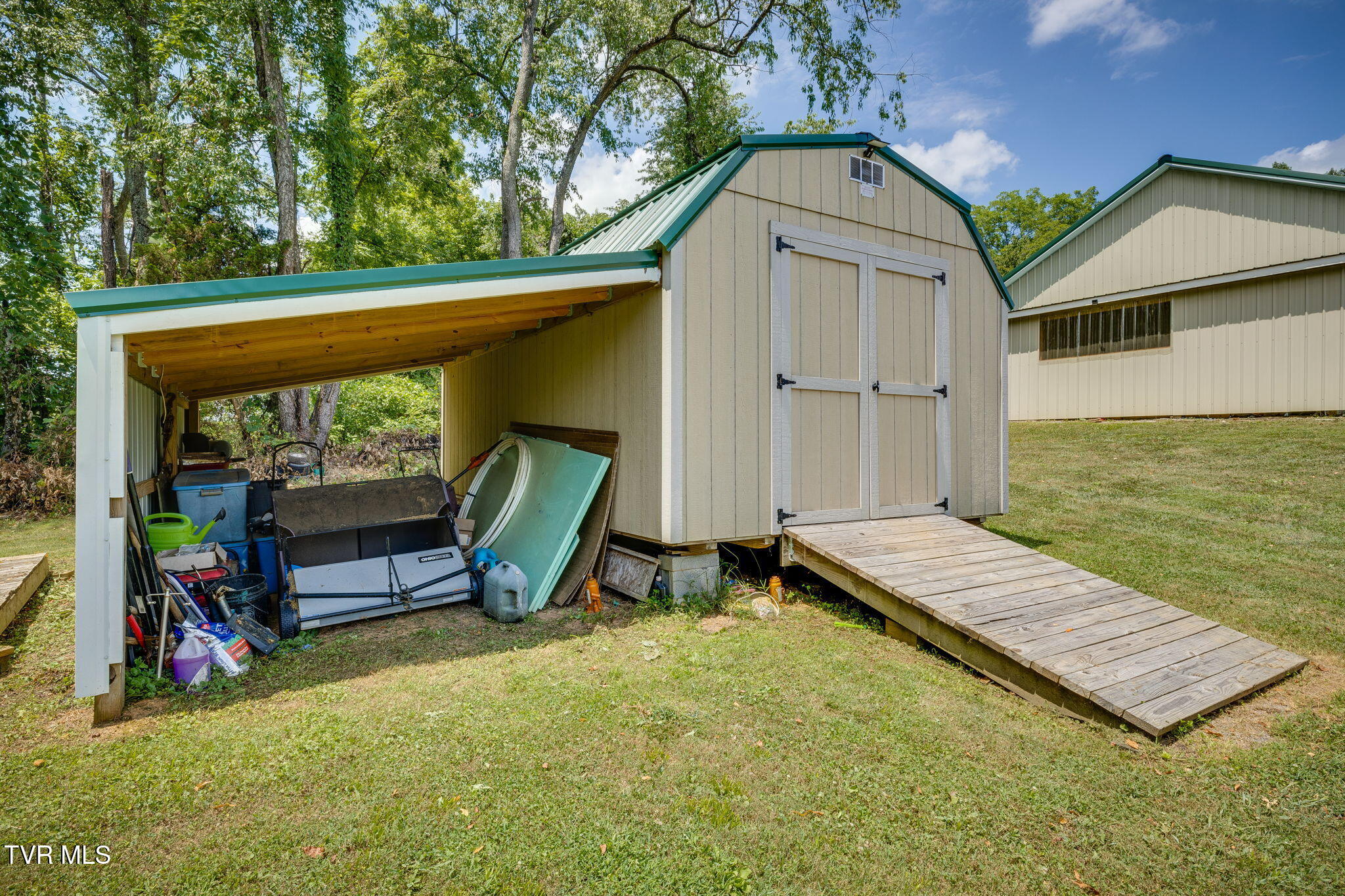 2588 West Carters Valley Road Surgoinsville, TN 37873 - Photo 50 of 54 049