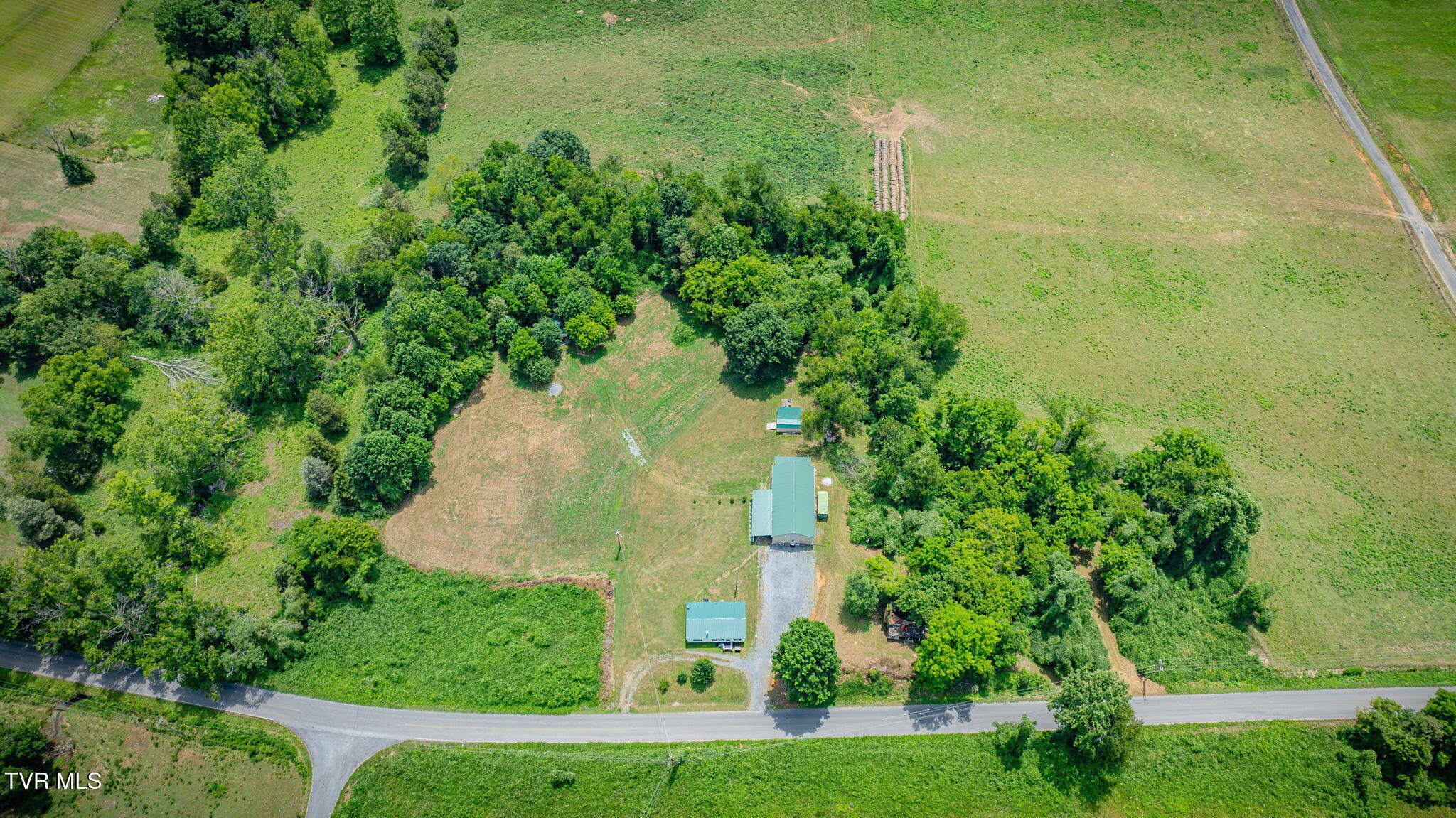 2588 West Carters Valley Road Surgoinsville, TN 37873 - Photo 51 of 54 101