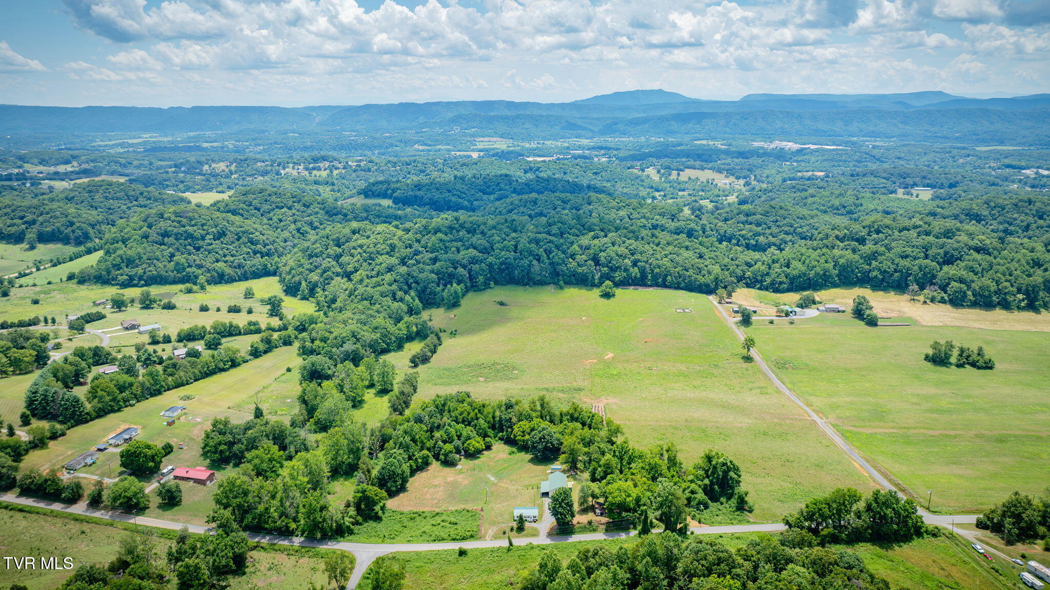 2588 West Carters Valley Road Surgoinsville, TN 37873 - Photo 52 of 54 102