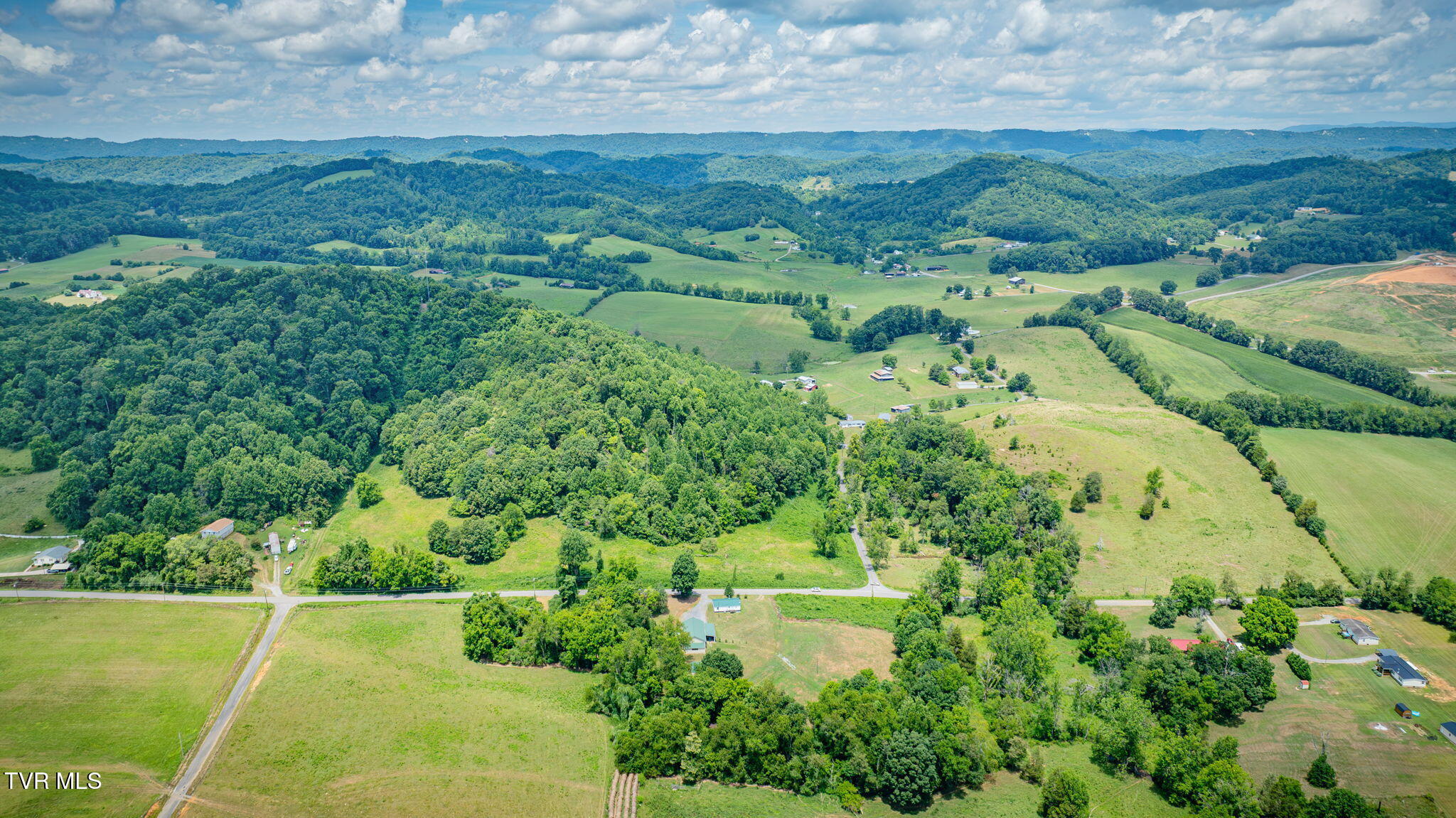 2588 West Carters Valley Road Surgoinsville, TN 37873 - Photo 53 of 54 103