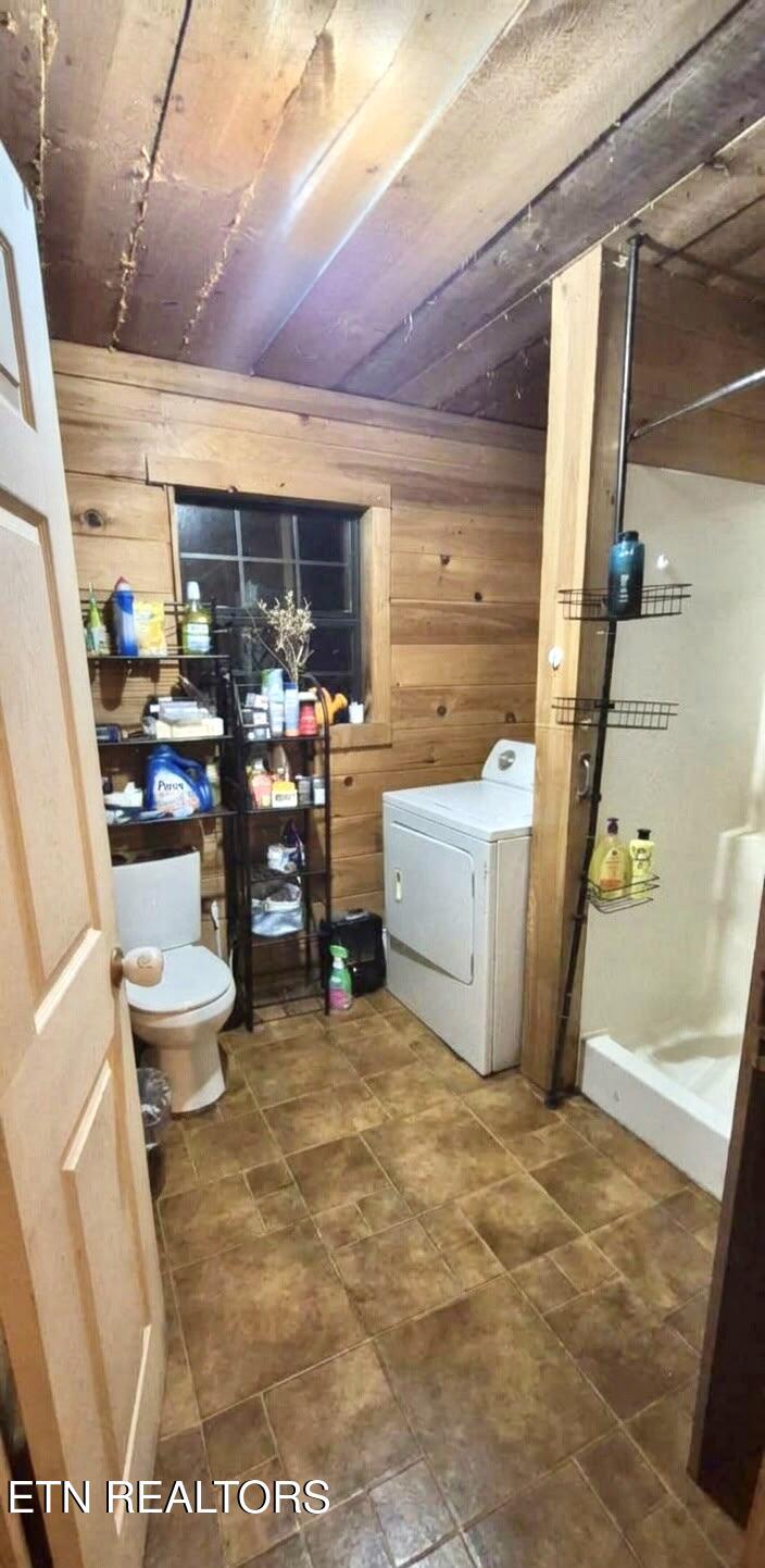 194 Williams Branch Road Lancing, TN 37770 - Photo 4 of 12 UTILITY ROOM