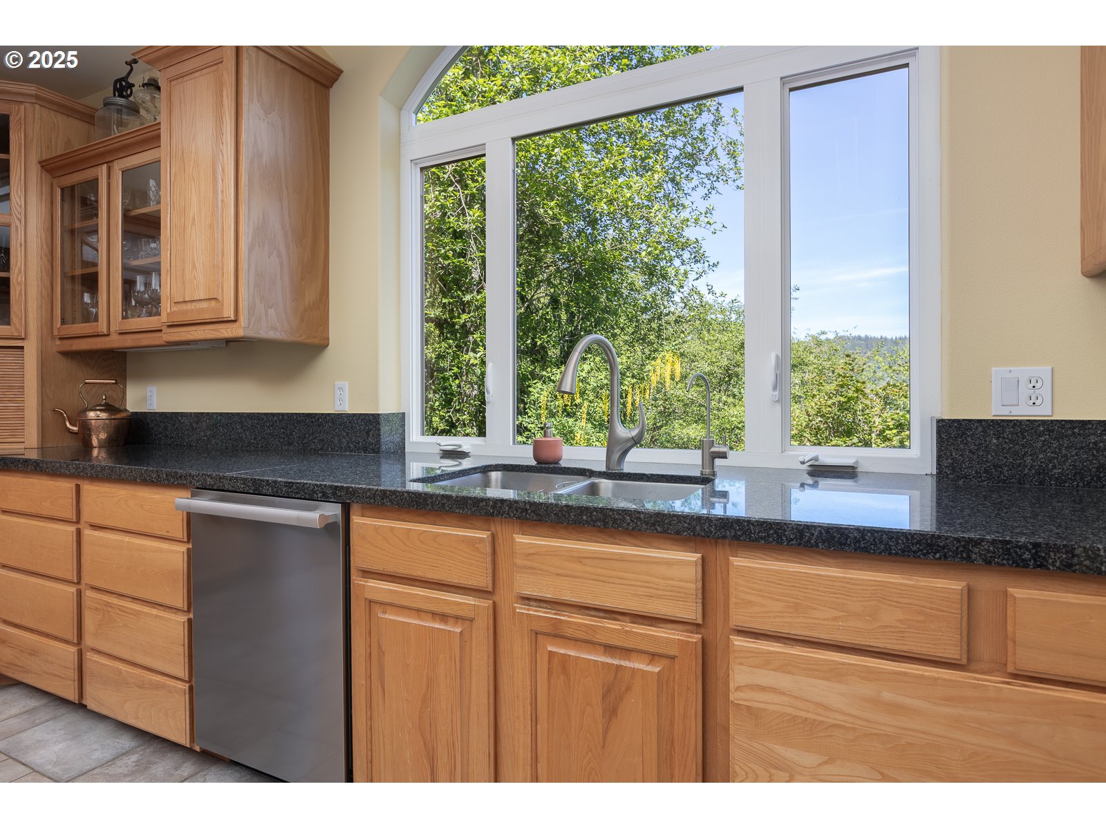 15570 Condor Road Cloverdale, OR 97112 - Photo 7 of 48