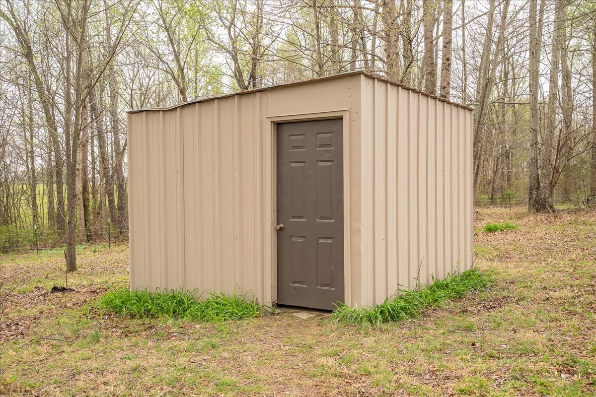 79 French Road Loretto, TN 38469 - Photo 11 of 52