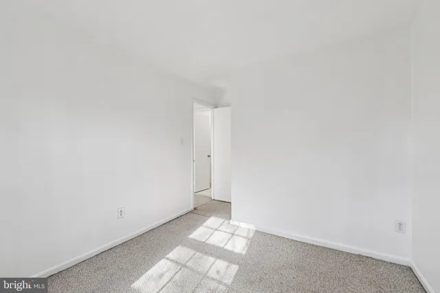 $560,000 | 5037 Head Court, Fairfax, VA 22032