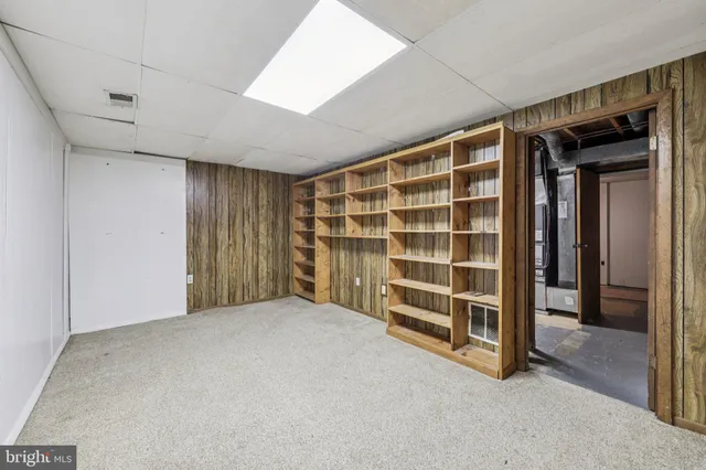 $560,000 | 5037 Head Court, Fairfax, VA 22032