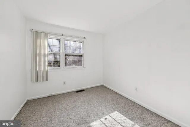 $560,000 | 5037 Head Court, Fairfax, VA 22032