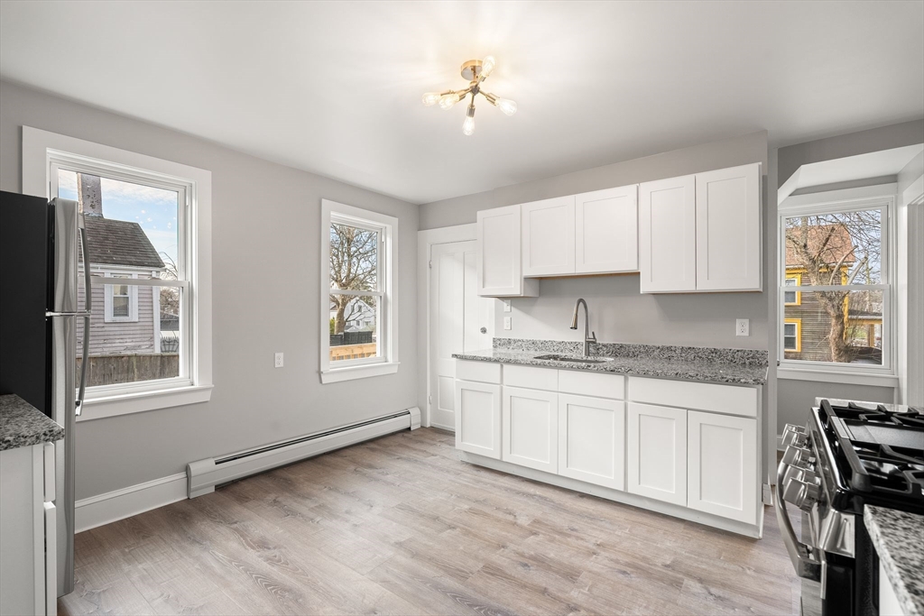 19 Shawmut Avenue, Unit 1 New Bedford, MA 02740 - Photo 15 of 31