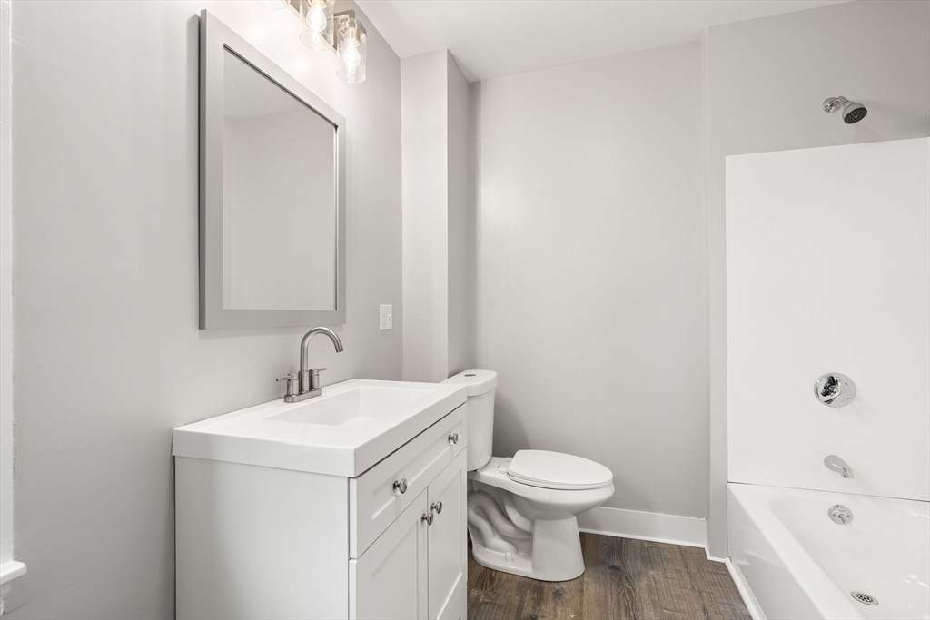 19 Shawmut Avenue, Unit 1 New Bedford, MA 02740 - Photo 24 of 31