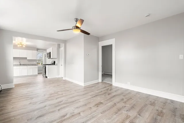 $2,300 | 19 Shawmut Avenue, Unit 1, New Bedford, MA 02740