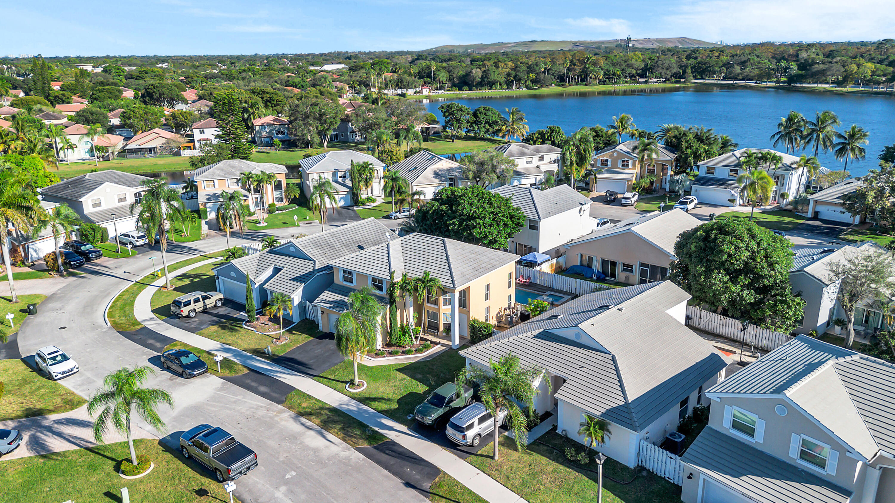 5216 Northwest 55th Street Coconut Creek, FL 33073 - Photo 8 of 54 photo_008