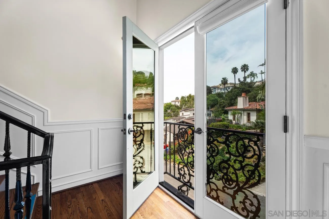 1631 Mimulus Way La Jolla, CA 92037 - Photo 25 of 33 a view of a entryway with wooden floor