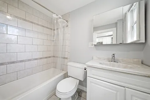 $1,200,000 | 29 Hanson Street, Unit 1, Somerville, MA 02143