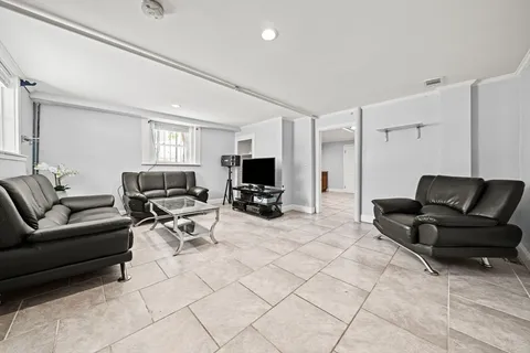 $1,200,000 | 29 Hanson Street, Unit 1, Somerville, MA 02143