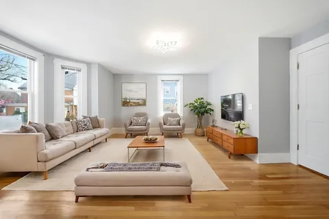 $1,200,000 | 29 Hanson Street, Unit 1, Somerville, MA 02143