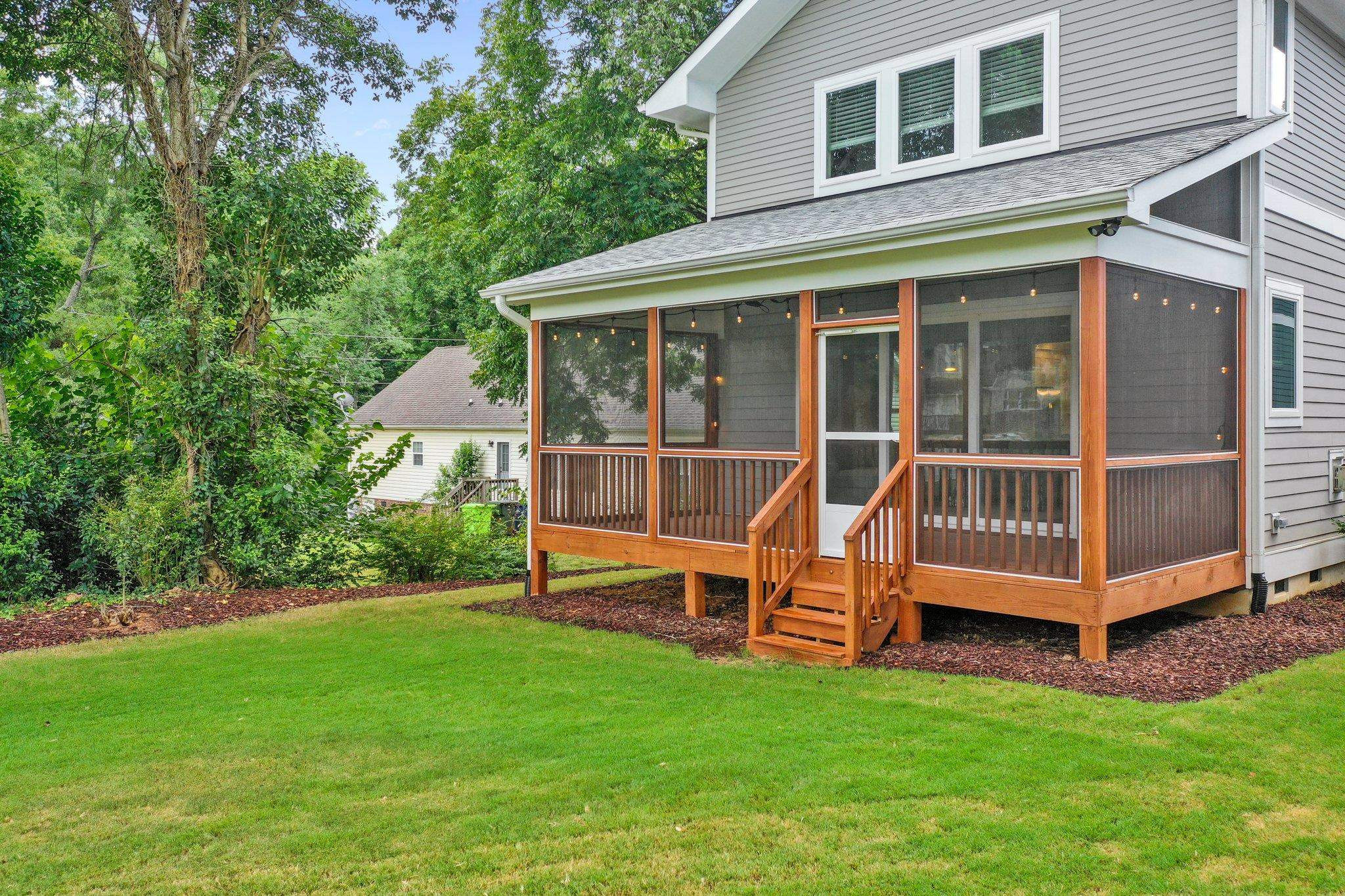 519 Heather Drive Raleigh, NC 27606 - Photo 36 of 51 Photo 36