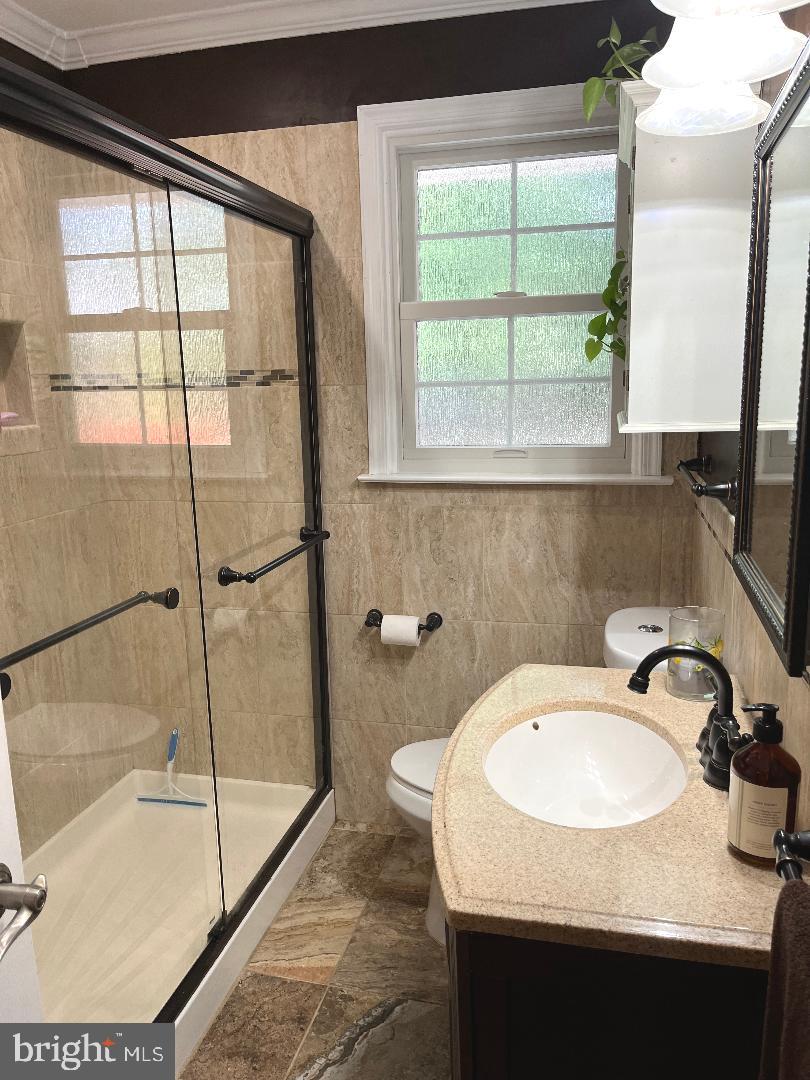 38 Roxboro Road Lawrenceville, NJ 08648 - Photo 32 of 64