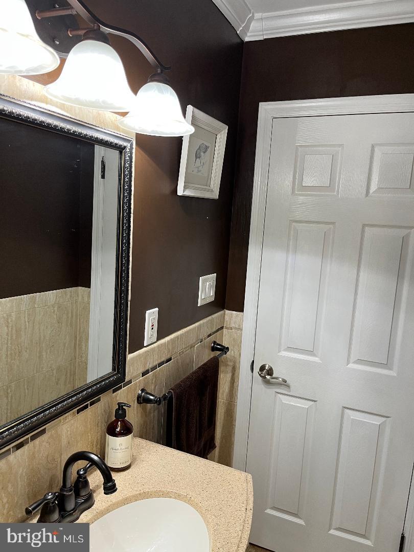 38 Roxboro Road Lawrenceville, NJ 08648 - Photo 35 of 64