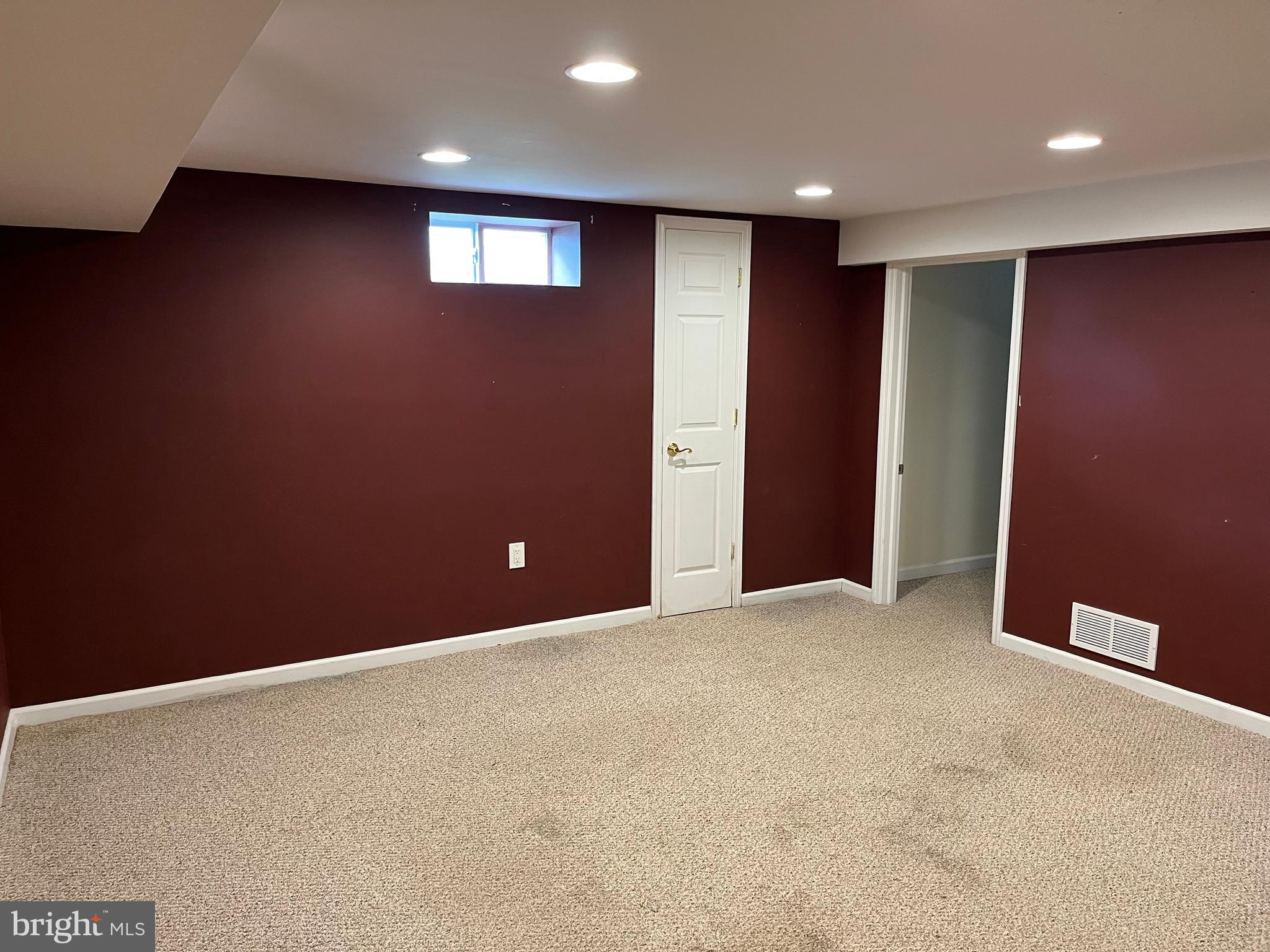 38 Roxboro Road Lawrenceville, NJ 08648 - Photo 41 of 64