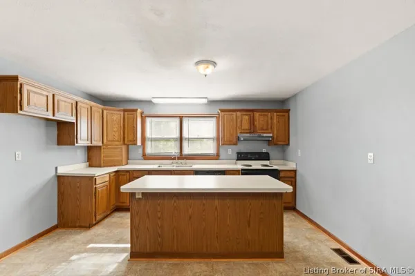 $275,200 | 1255 Witness Tree Road Northwest, Corydon, IN 47112