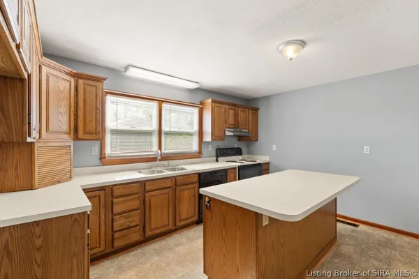$275,200 | 1255 Witness Tree Road Northwest, Corydon, IN 47112