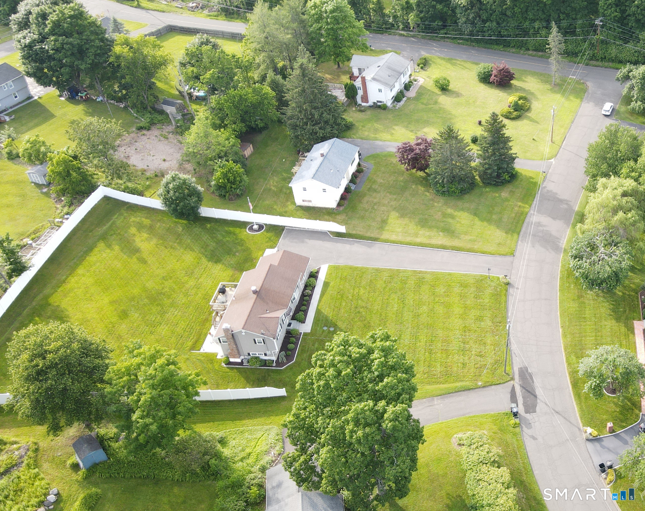 5 Mendes Road Danbury, CT 06811 - Photo 32 of 35