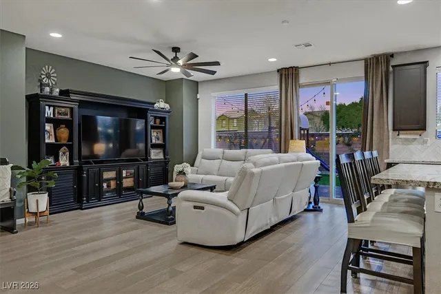 $499,999 | 9996 Blue Rain Street, Las Vegas, NV 89178