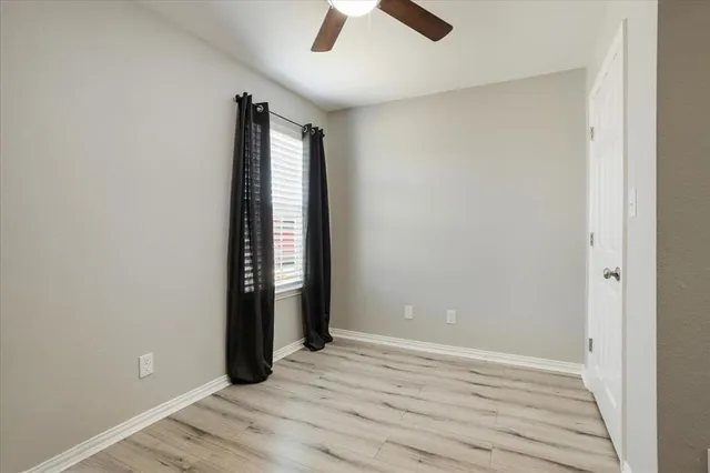 $250,000 | 307 North Carter Street, Howe, TX 75459