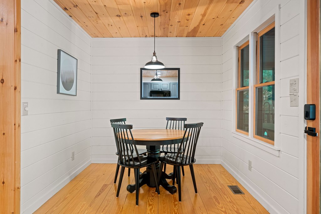 389 Tall Timber Mountain Road Blue Ridge, GA 30513 - Photo 14 of 46