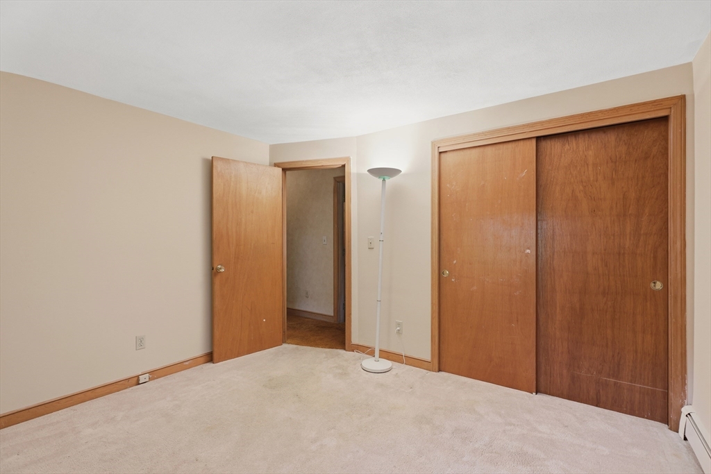 9 Keith Road Wayland, MA 01778 - Photo 16 of 38