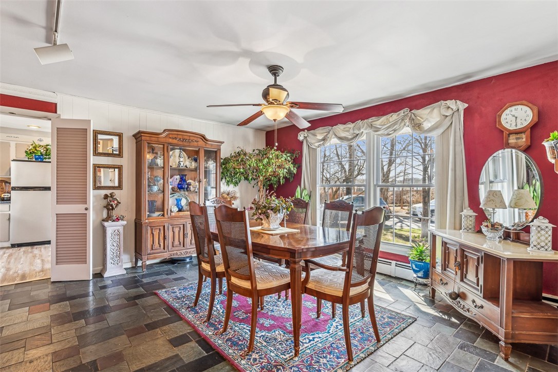 7 Robert Street Smithfield, RI 02828 - Photo 11 of 43