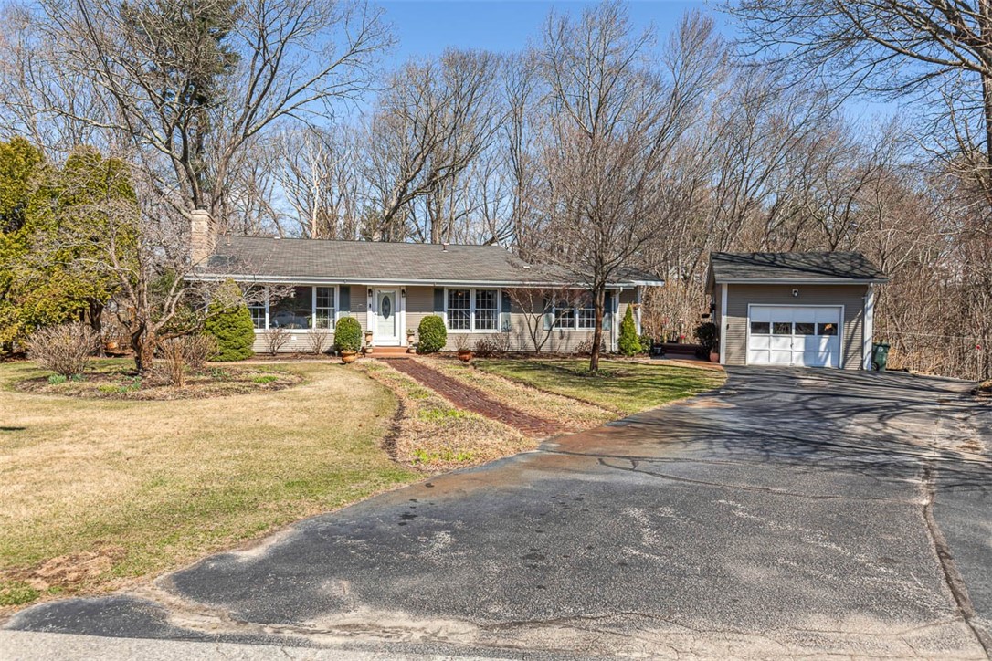 7 Robert Street Smithfield, RI 02828 - Photo 2 of 43 Front