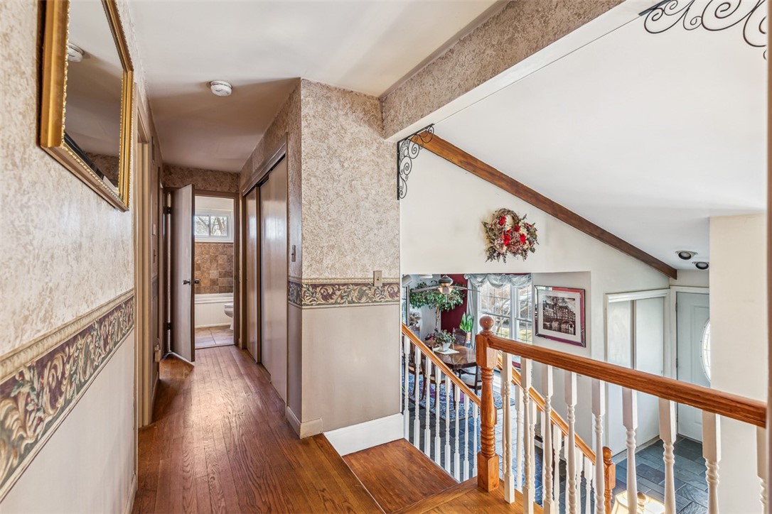 7 Robert Street Smithfield, RI 02828 - Photo 21 of 43 Hallway