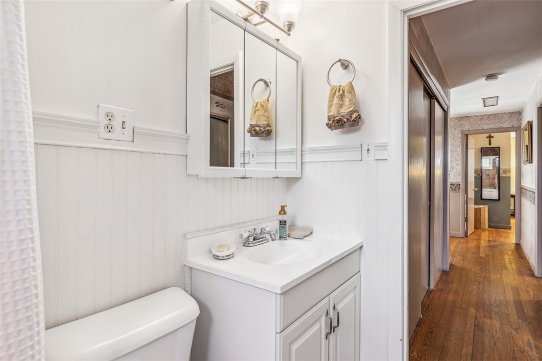 7 Robert Street Smithfield, RI 02828 - Photo 30 of 43