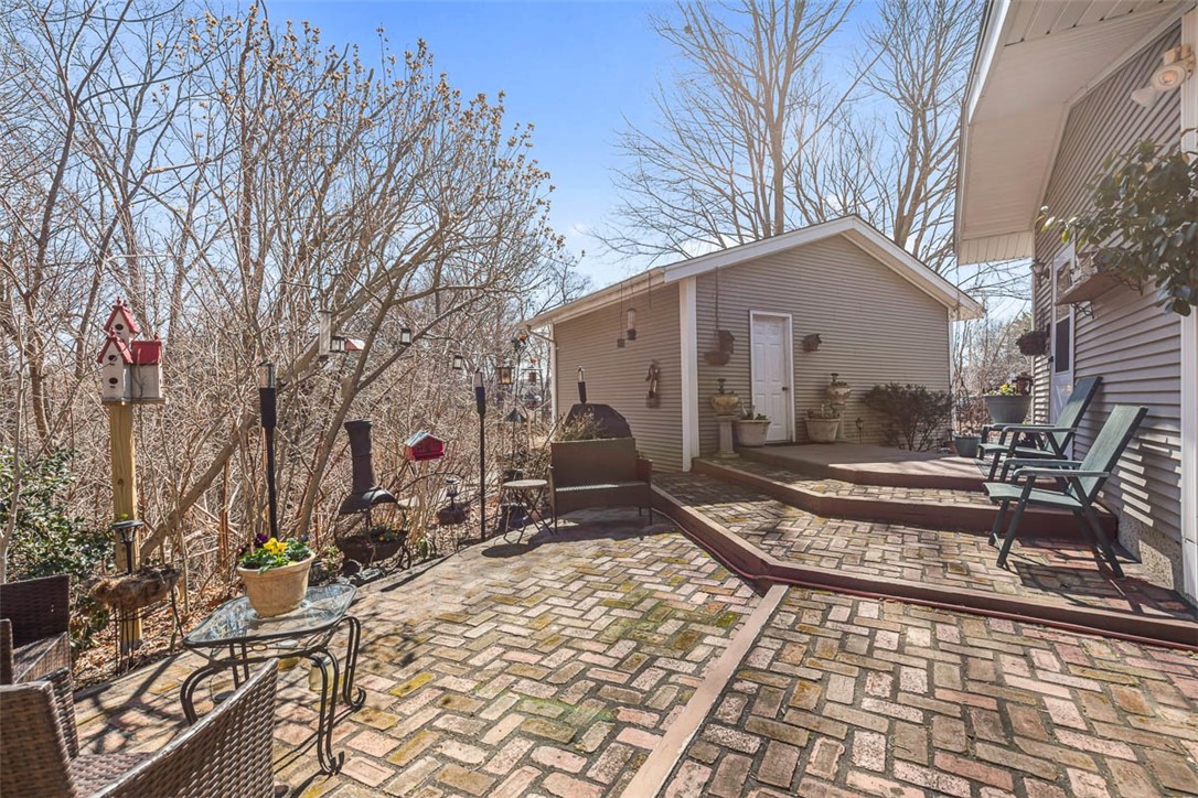 7 Robert Street Smithfield, RI 02828 - Photo 42 of 43