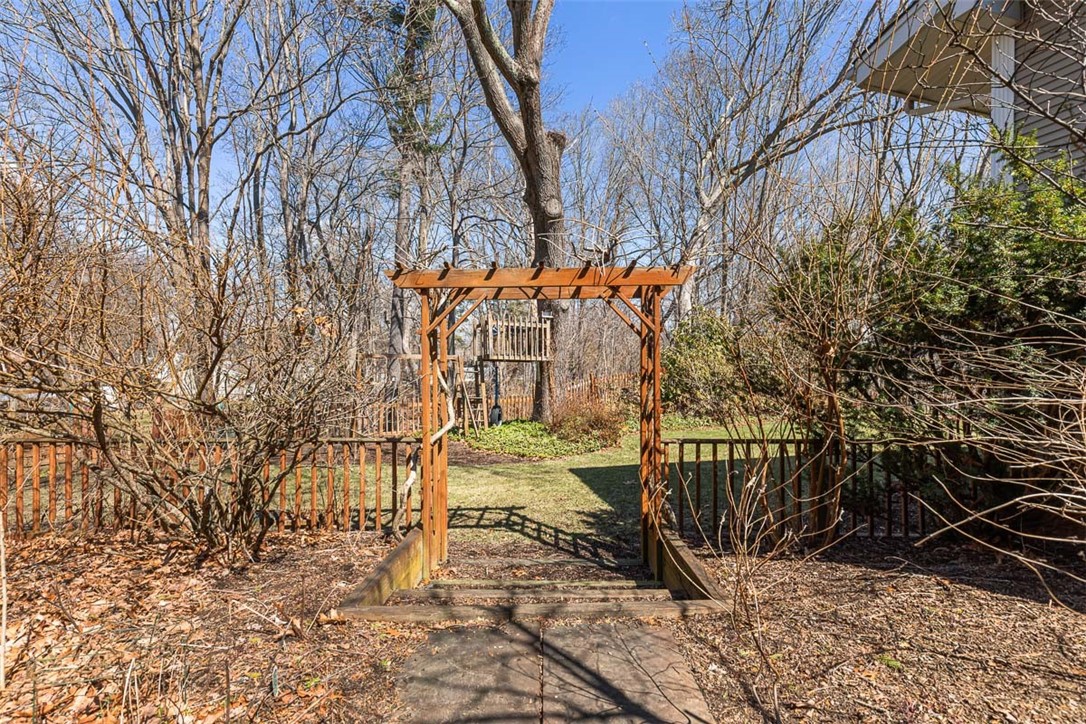 7 Robert Street Smithfield, RI 02828 - Photo 43 of 43