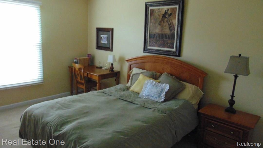2407 Pleasant View Drive Rochester, MI 48306 - Photo 35 of 44 bedroom.jpg