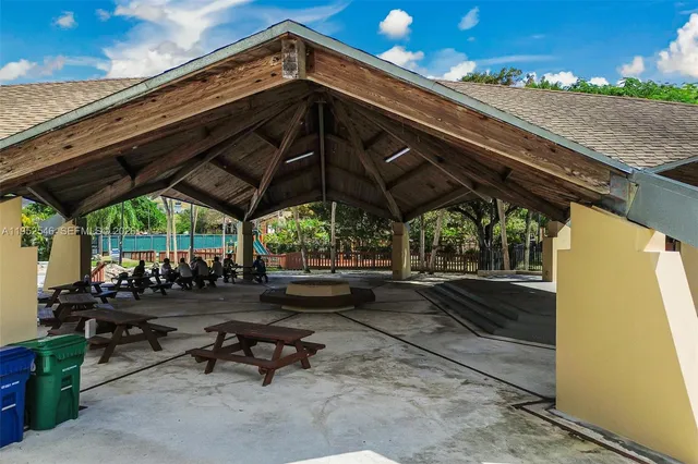 $399,900 | 7014 Southwest 114th Place, Unit C53, Miami, FL 33173