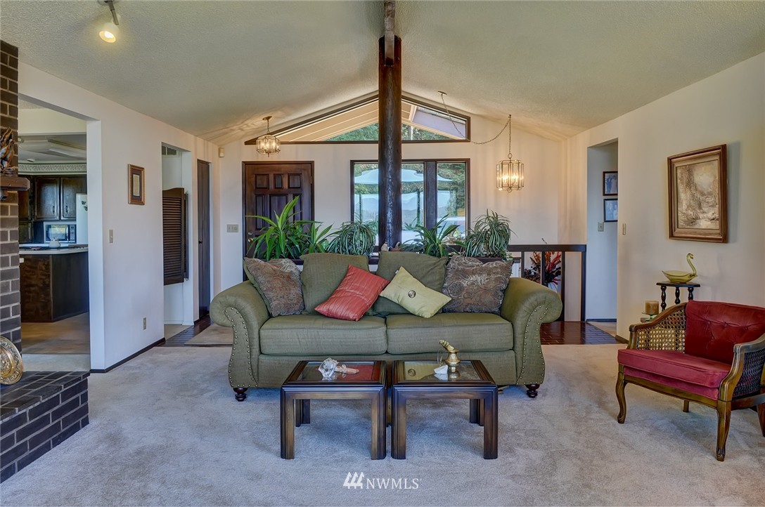 22788 Adams Road Northwest Poulsbo, WA 98370 - Photo 11 of 25 Gallery Image 11