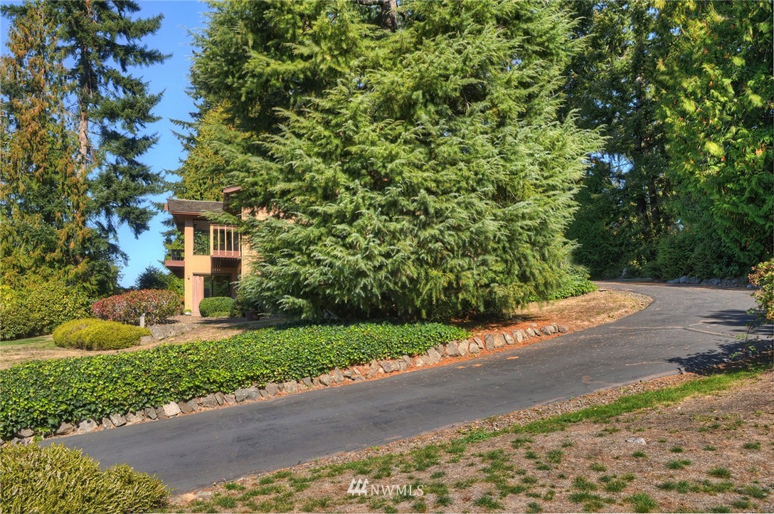 22788 Adams Road Northwest Poulsbo, WA 98370 - Photo 4 of 25 Gallery Image 4