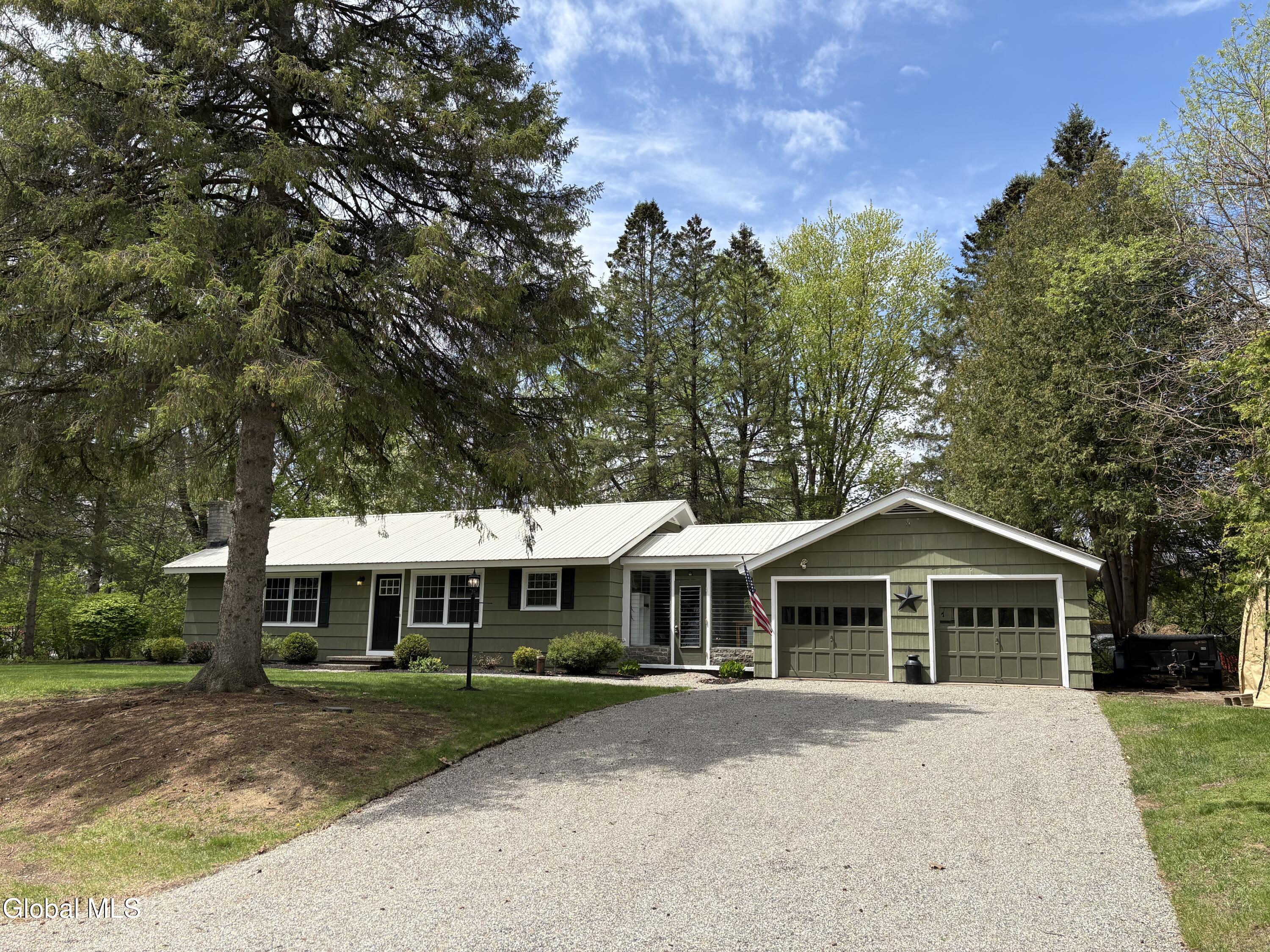 13 Laurel Road Moreau, NY 12828 - Photo 1 of 34 IMG_6232
