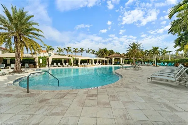 $1,850,000 | 13884 Luna Drive, Naples, FL 34109