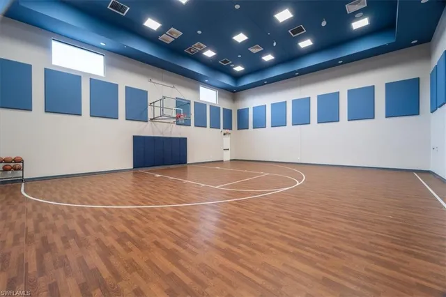 $1,850,000 | 13884 Luna Drive, Naples, FL 34109