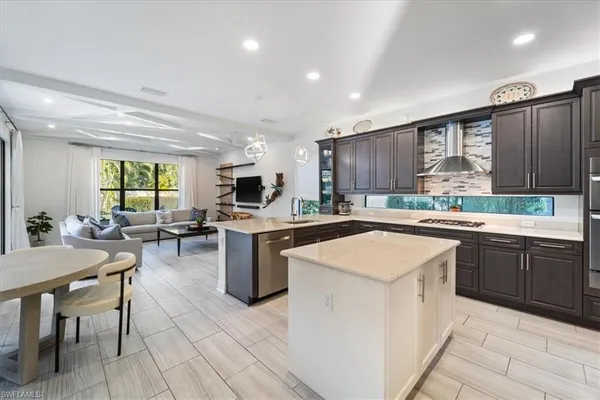 $1,850,000 | 13884 Luna Drive, Naples, FL 34109