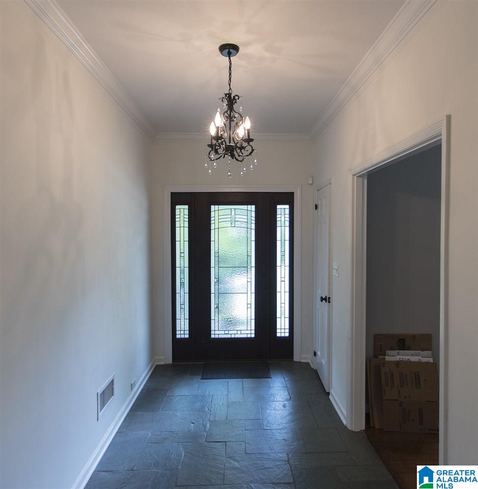 3200 North Woodridge Road Birmingham, AL 35223 - Photo 3 of 34