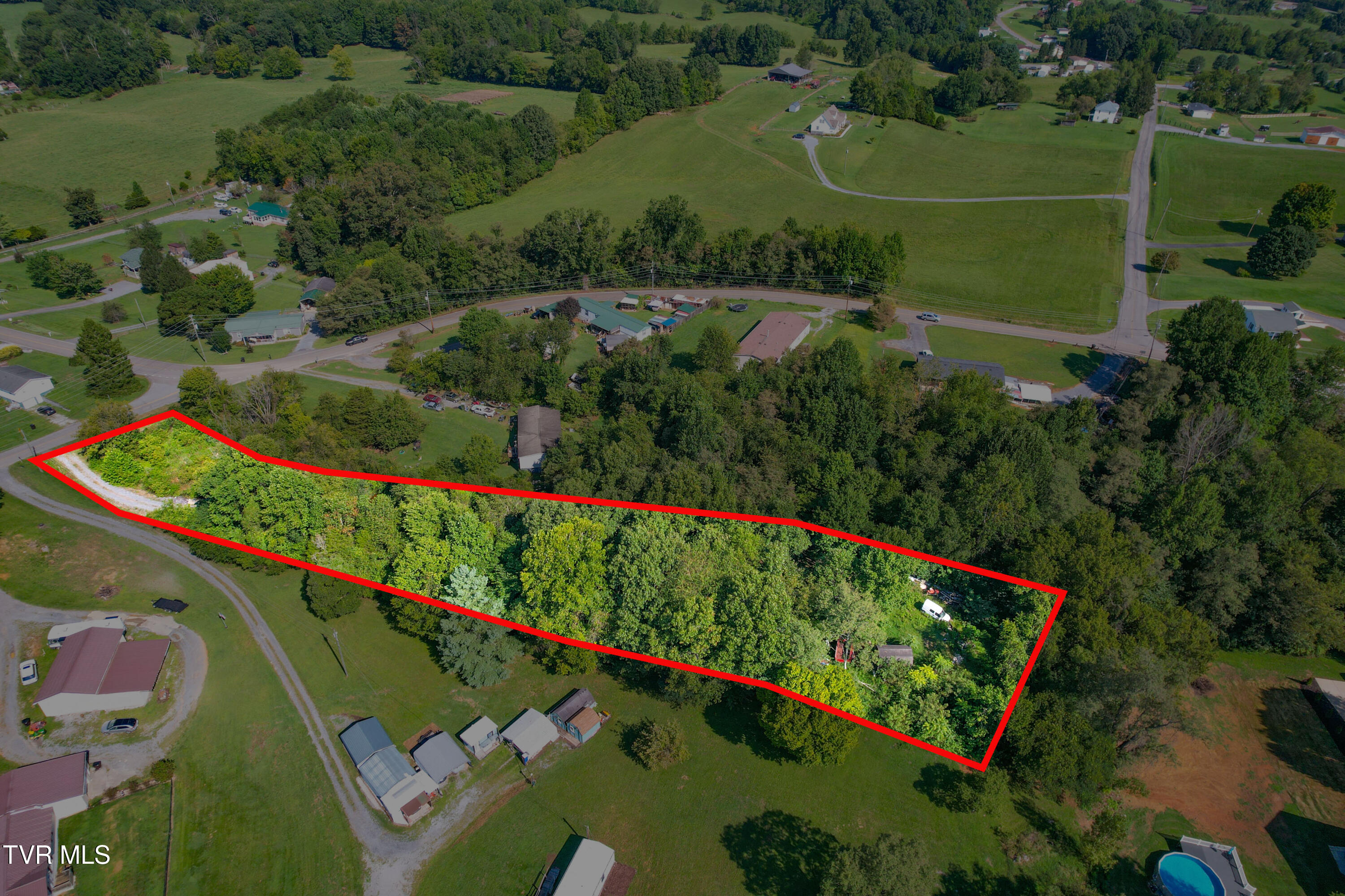 744 Ridge Drive, Unit 6 Piney Flats, TN 37686 - Photo 1 of 26 744 Ridge Rd_-27 outline 2