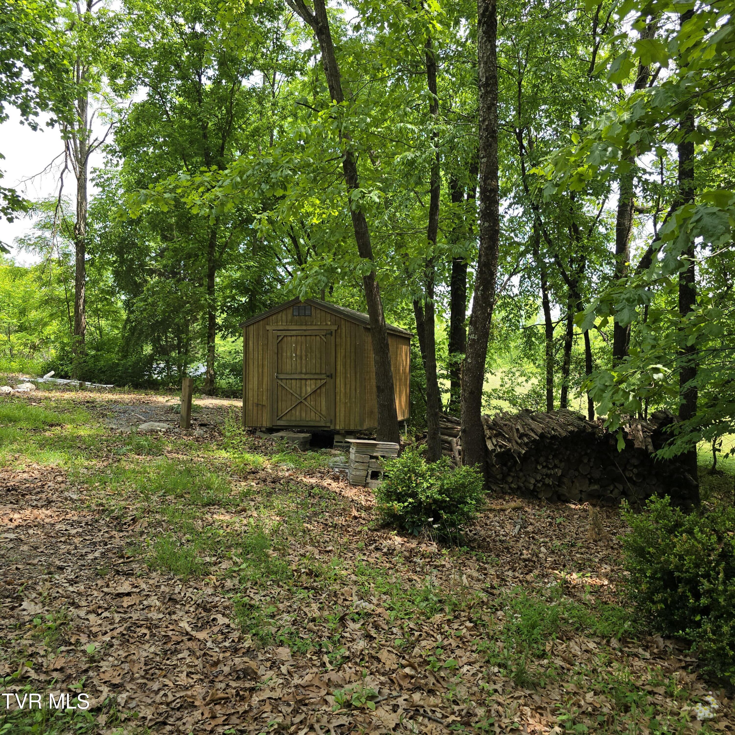 744 Ridge Drive, Unit 6 Piney Flats, TN 37686 - Photo 14 of 26 1000145719