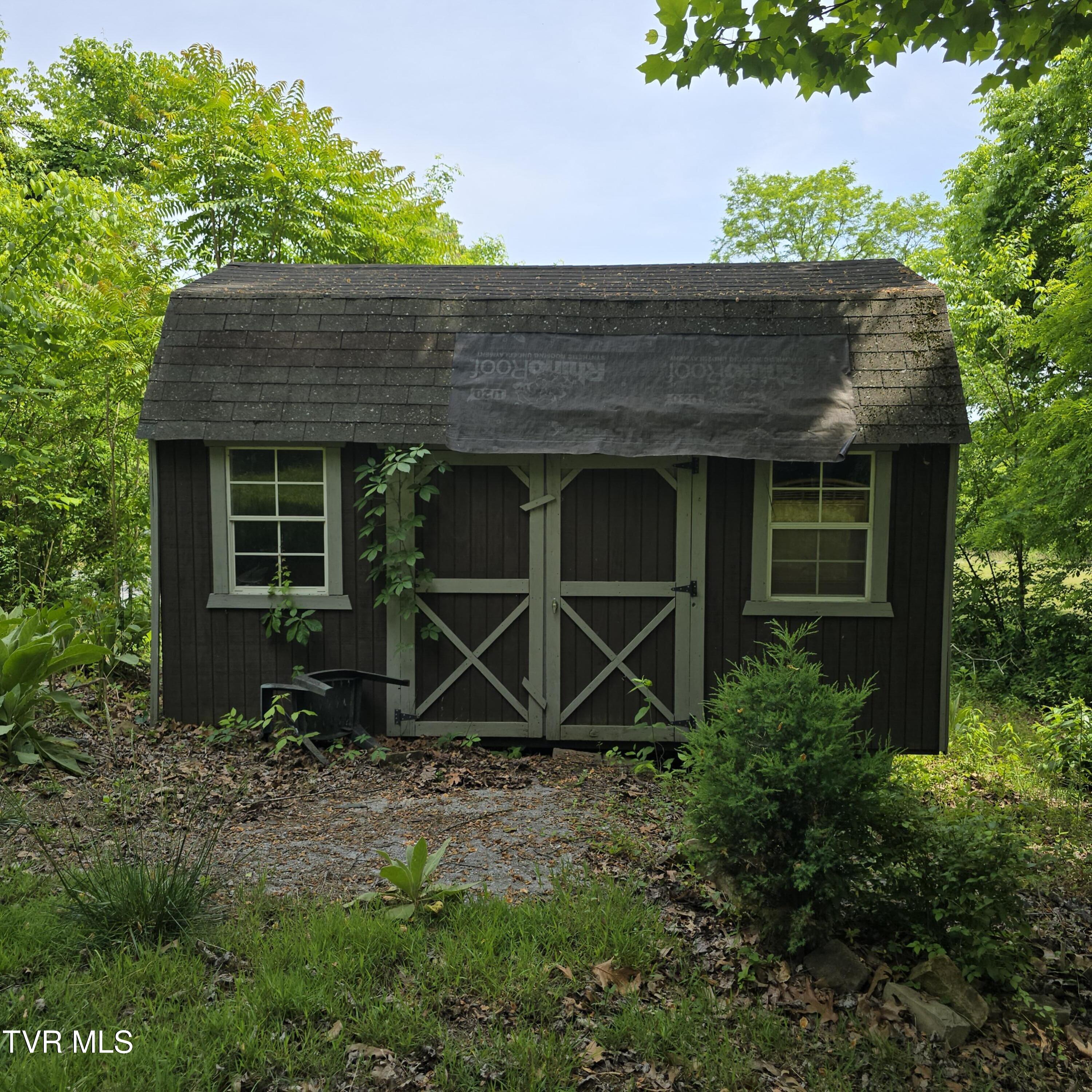 744 Ridge Drive, Unit 6 Piney Flats, TN 37686 - Photo 16 of 26 1000145721