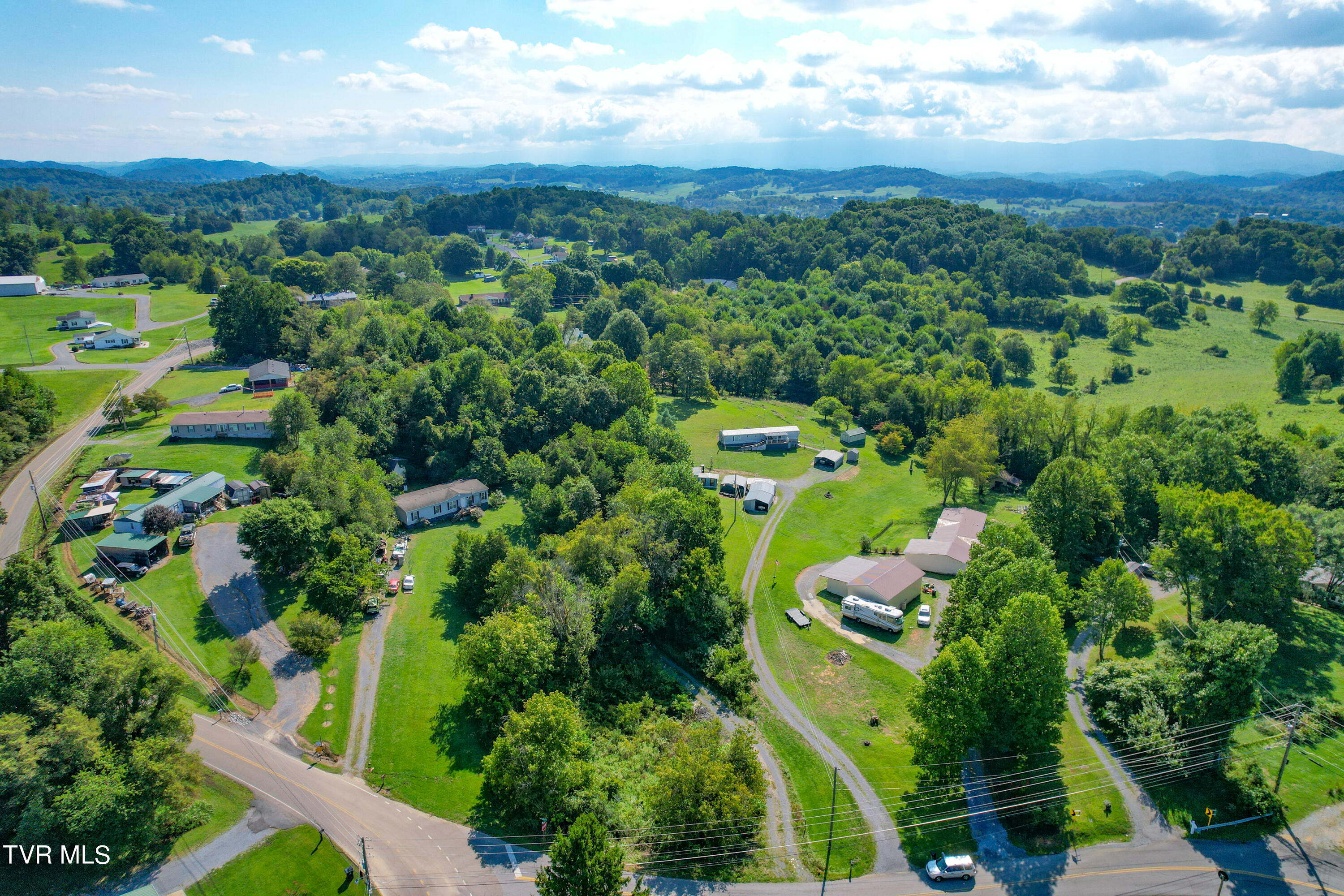 744 Ridge Drive, Unit 6 Piney Flats, TN 37686 - Photo 26 of 26 744 Ridge Rd_-13