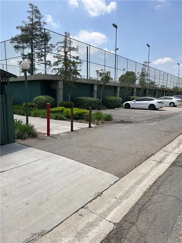 $1,950 | 15209 Santa Gertrudes Avenue, Unit X211, La Mirada, CA 90638